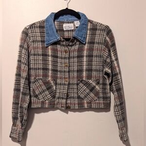 Vintage cropped flannel shirt with denim collar